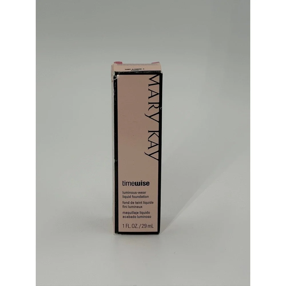 Mary Kay TimeWise Luminous-Wear Liquid Foundation Ivory 4 Normal to Dry Skin 1oz
